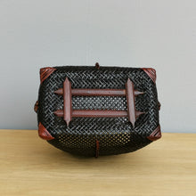 Load image into Gallery viewer, Bamboo basket "Flower arrangement" (S)(Black)