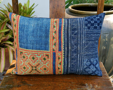 Load image into Gallery viewer, Cushion cover "Vintage Hmong"
