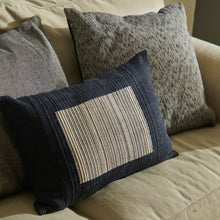 Load image into Gallery viewer, Cushion cover "Ikat" (Silver/Black)(M)