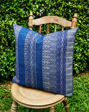 Load image into Gallery viewer, Cushion cover (Blue)(M)