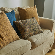 Load image into Gallery viewer, Cushion cover "Ikat" (Black/Gold)(lumbar)