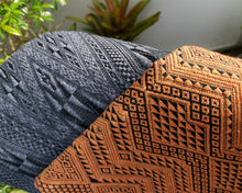 Load image into Gallery viewer, Cushion cover "Jarai Diamond" (Gray/Blue)(M)