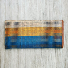 Load image into Gallery viewer, Eyeglass Case (Camel/Stripe)