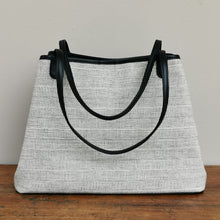 Load image into Gallery viewer, Shoulder bag &quot;Cotton&quot; (White)
