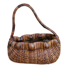 Load image into Gallery viewer, Rattan basket "Vine"
