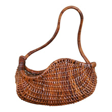 Load image into Gallery viewer, Rattan basket "Vine"