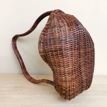 Load image into Gallery viewer, Rattan basket "Vine"