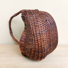 Load image into Gallery viewer, Rattan basket "Vine"