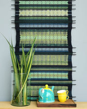 Load image into Gallery viewer, Wall hanging "Nan Flower" (Green)(M)