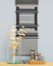 Load image into Gallery viewer, Wall hanging "Nan Flower" (White/Gray)(S)