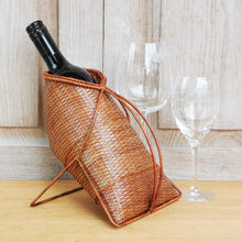 Load image into Gallery viewer, Wine holder basket (Pale brown)