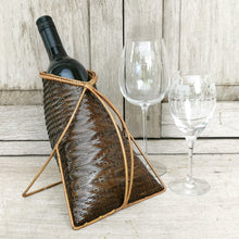 Load image into Gallery viewer, Wine holder basket (Dark brown/Zigzag)
