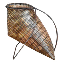 Load image into Gallery viewer, Wine holder basket (Brown/Stripes)