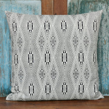 Load image into Gallery viewer, Cushion cover "Jarai Diamond" (White)(L)