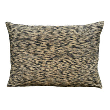 Load image into Gallery viewer, Cushion cover "Ikat" (Black/Gold)(lumbar)
