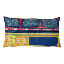 Load image into Gallery viewer, Cushion cover "Vintage Hmong"
