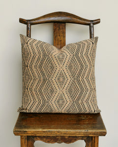 Cushion cover "Lao Naga" (Camel)(M)