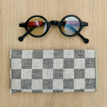 Load image into Gallery viewer, Eyeglass Case (Chess/Gray)
