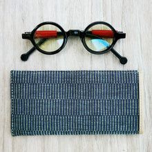 Load image into Gallery viewer, Eyeglass Case (Blue/Green)
