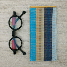 Load image into Gallery viewer, Eyeglass Case (Winter/Stripe)
