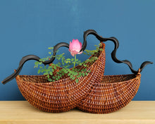 Load image into Gallery viewer, Rattan basket &quot;Howdah&quot; (M)
