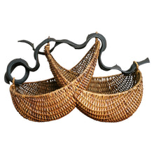 Load image into Gallery viewer, Rattan basket &quot;Howdah&quot; (S)
