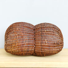 Load image into Gallery viewer, Rattan basket &quot;Howdah&quot; (S)
