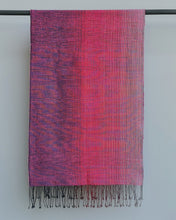 Load image into Gallery viewer, Shawl "Colour Gradation" (Pink)
