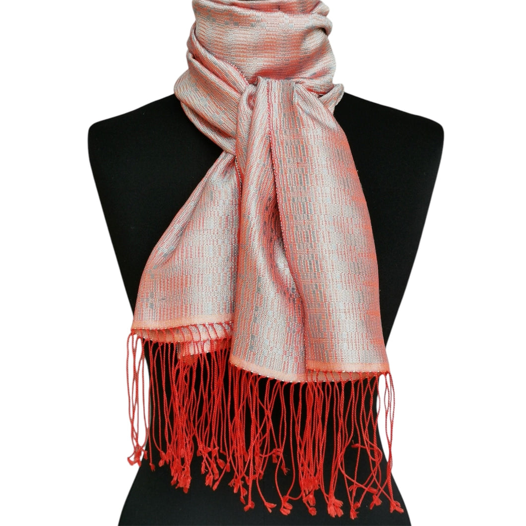 Silk scarf (Magnolia)