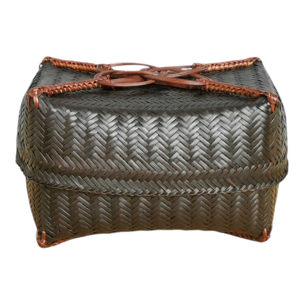 Bamboo basket 