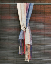 Load image into Gallery viewer, Shawl &quot;Colour Gradation&quot; (Light blue)
