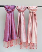 Load image into Gallery viewer, Silk scarf (Lilac)
