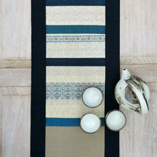 Load image into Gallery viewer, Table runner (Blue/Olive)
