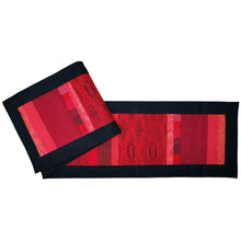 Load image into Gallery viewer, Table runner (Red/Black)
