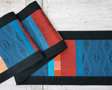 Load image into Gallery viewer, Table runner (Black/Turquoise)
