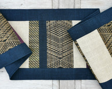 Load image into Gallery viewer, Table runner (Blue/Raw hemp)
