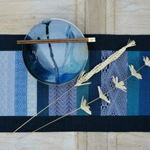 Load image into Gallery viewer, Table runner (Jarai diamond/Blue)
