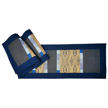 Load image into Gallery viewer, Table runner (Camel/Blue)
