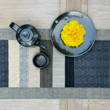 Load image into Gallery viewer, Table runner (Gray/Blue)
