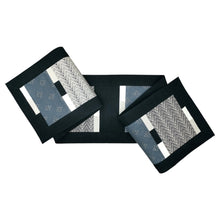Load image into Gallery viewer, Table runner (Nan flower/Chenille contrast)
