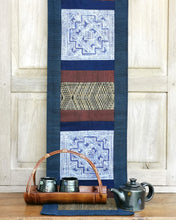 Load image into Gallery viewer, Table runner (Hmong/raw hemp)
