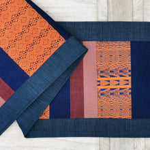 Load image into Gallery viewer, Table runner (Nan flower/Orange)
