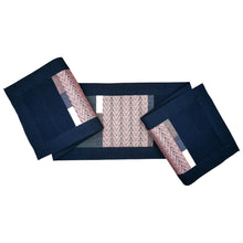 Load image into Gallery viewer, Table runner (Navy/Pale pink)
