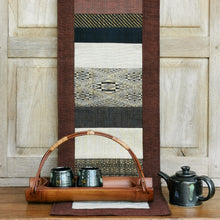 Load image into Gallery viewer, Table runner (Brown/Raw hemp)
