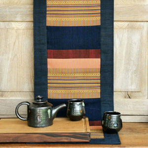 Table runner (Navy/Gold)