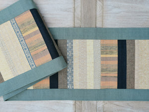 Table runner (Green/Peach)