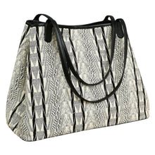 Load image into Gallery viewer, Shoulder bag &quot;Jarai diamond&quot; (V)(White/Black)
