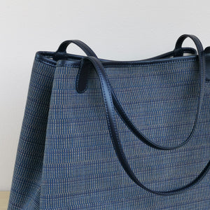 Shoulder bag "Cotton" (Navy/Brown)