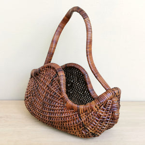 Rattan basket "Vine"