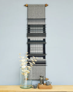 Wall hanging "Nan Flower" (White/Gray)(S)